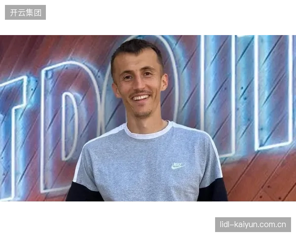 布季米尔成为奥萨苏纳的关键得分手，球队后发制人的进球模式贯穿整个赛季